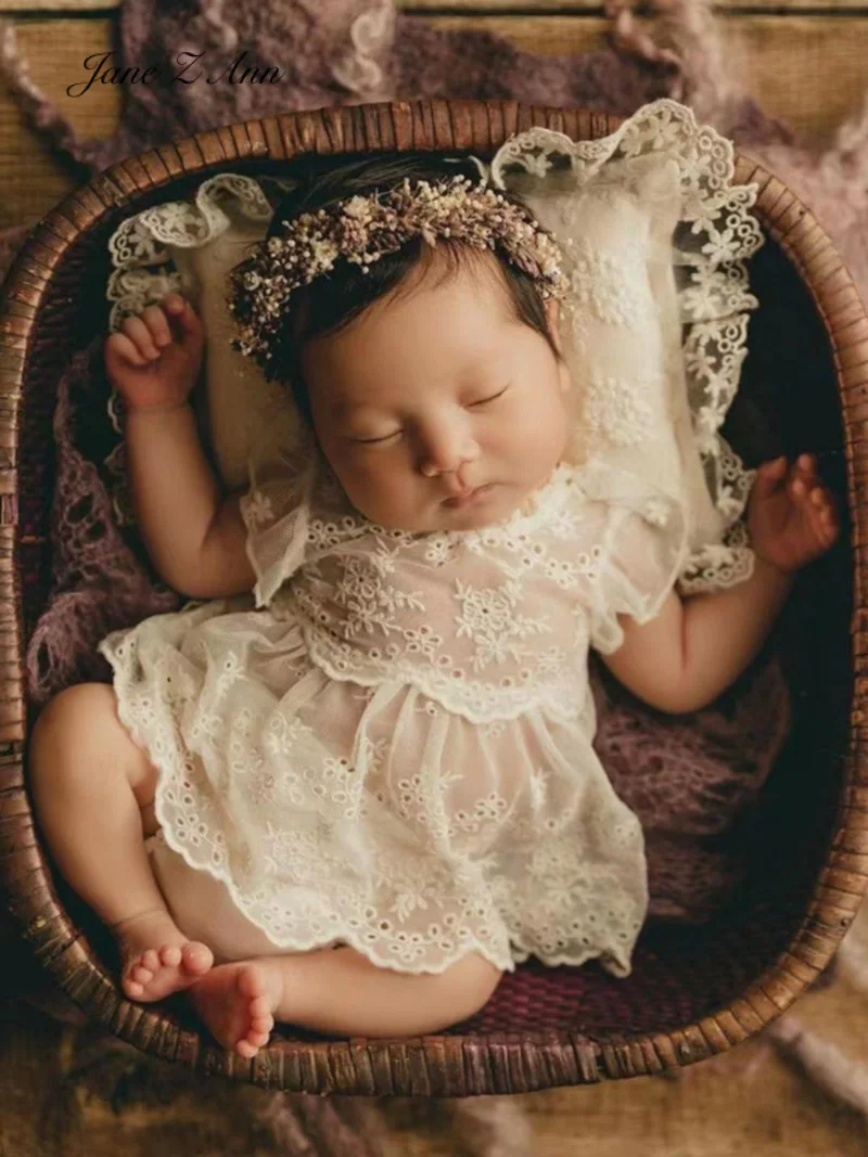 Newborn Photography props  Baby girl Lace Embroidery Retro dress+pants+pillow  Studio Clothing Pillow