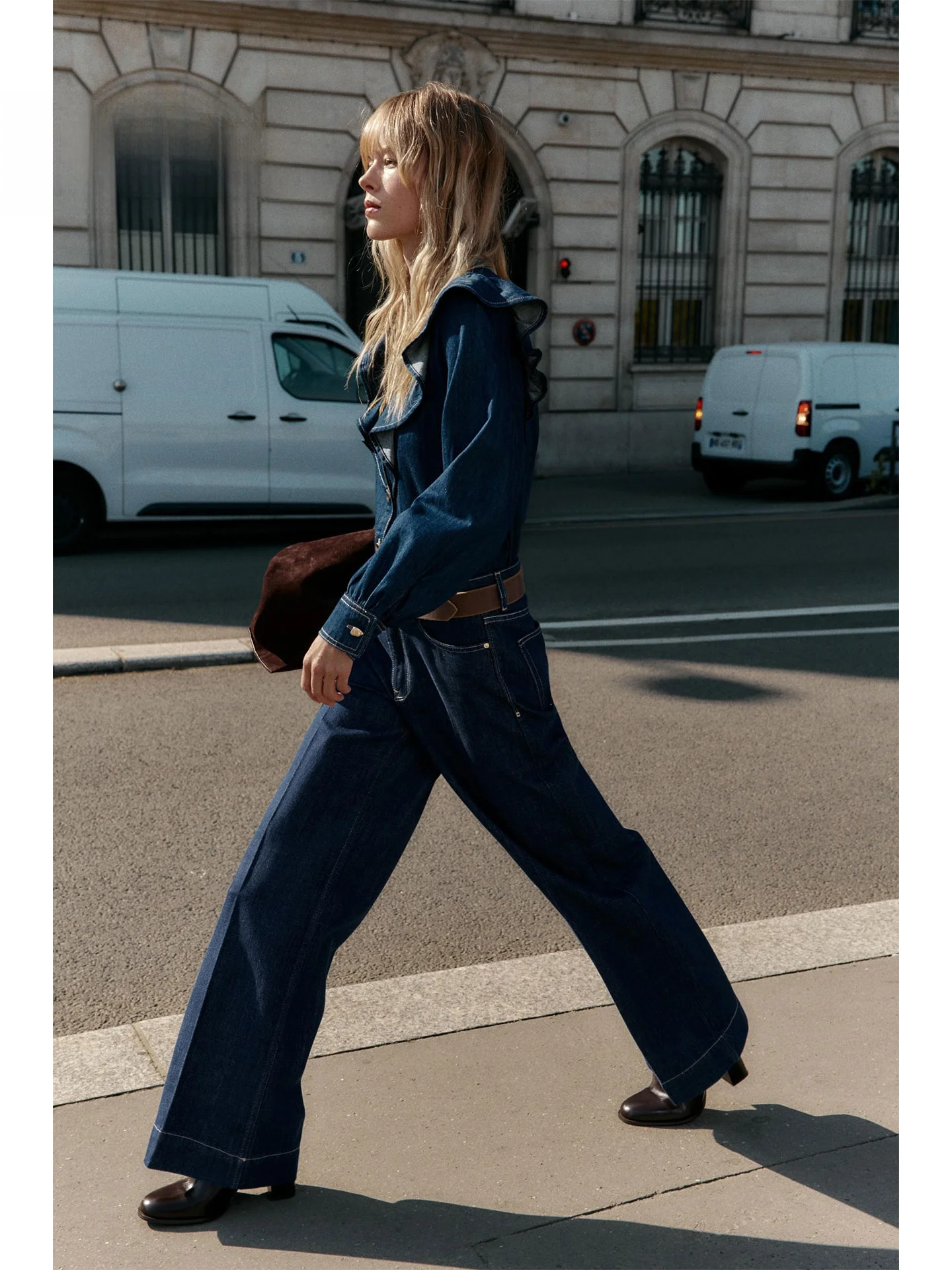 

ZAPRHA High Waist Straight Leg Denim Jeans Women's Fashionable American Style Autumn 2025 Casual High Elasticity Button Closure