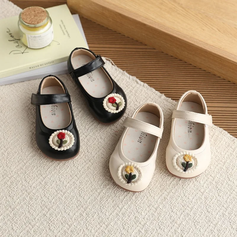 2026年新作-幼児用メリージェーンシューズ-刺繍入りフラワー-子供用パーティードレスフラットシューズ-エレガントキッズバレエレザーシューズ