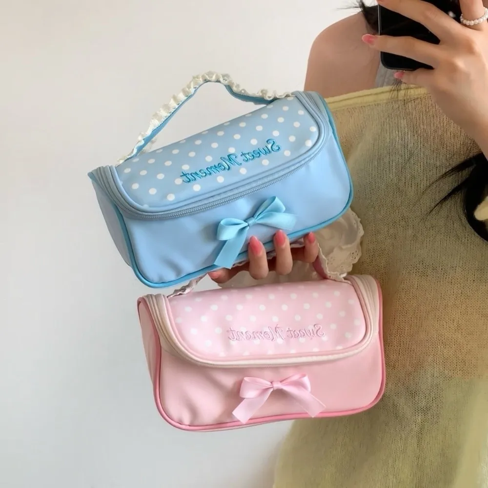 Large Capacity Makeup Bag PU Leather Water-resistant Travel Cosmetic Bag Multifunctional Dot Bowknot Design Handbag Storage Bag