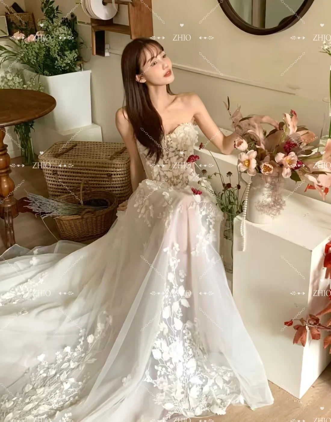 ZHIO فستان زفاف ساحر ثلاثي الأبعاد مزين بالزهور على شكل قلب سويب تراين على شكل حرف a كوريا لالتقاط الصور فستان استقبال الزفاف مخصص جديد 2026 #5