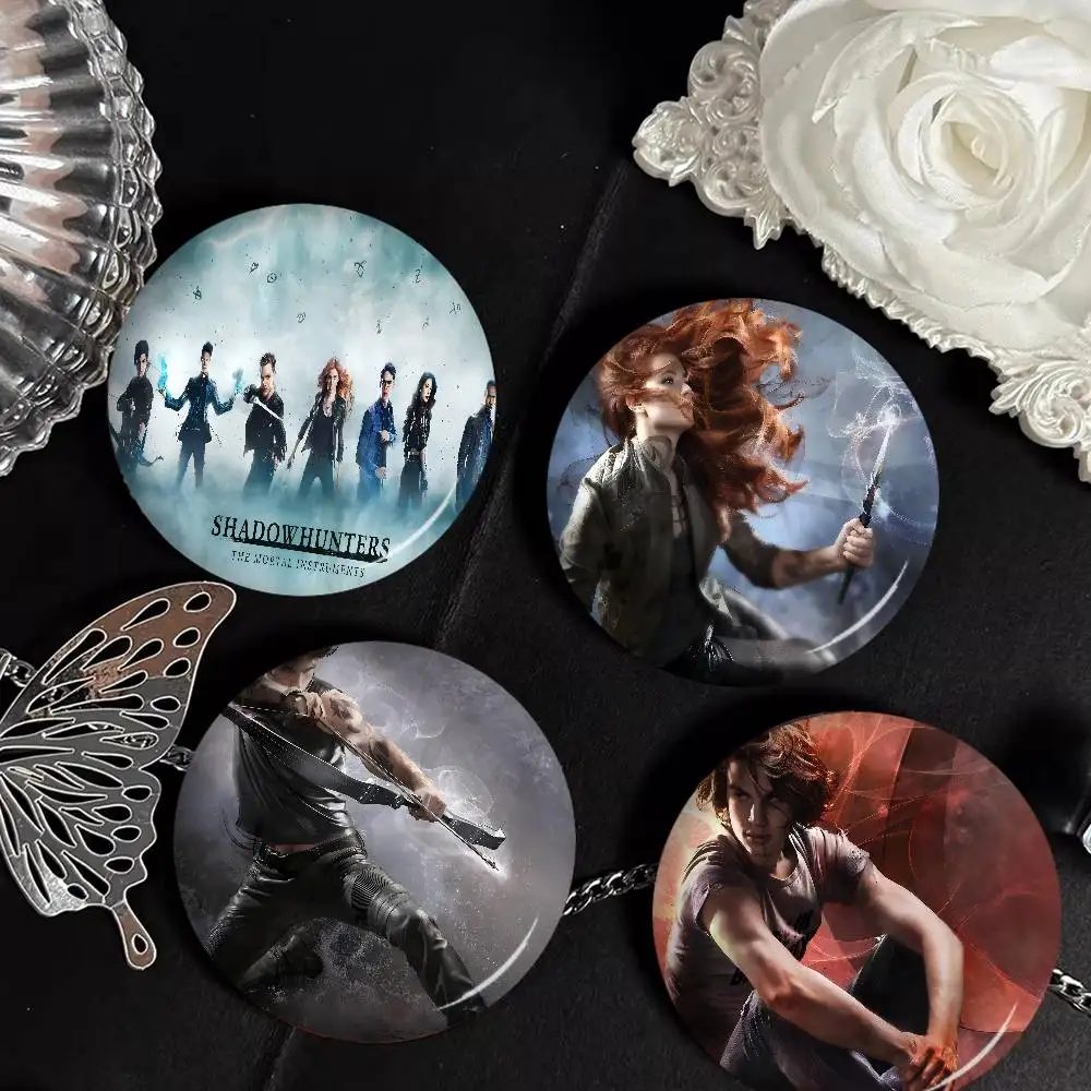 Pin de Metal de Shadowhunters, Botón Personalizado de Anime, Broche Retro, Insignia de Dibujos Animados para el Cuello, Joyería, Regalo para Fans