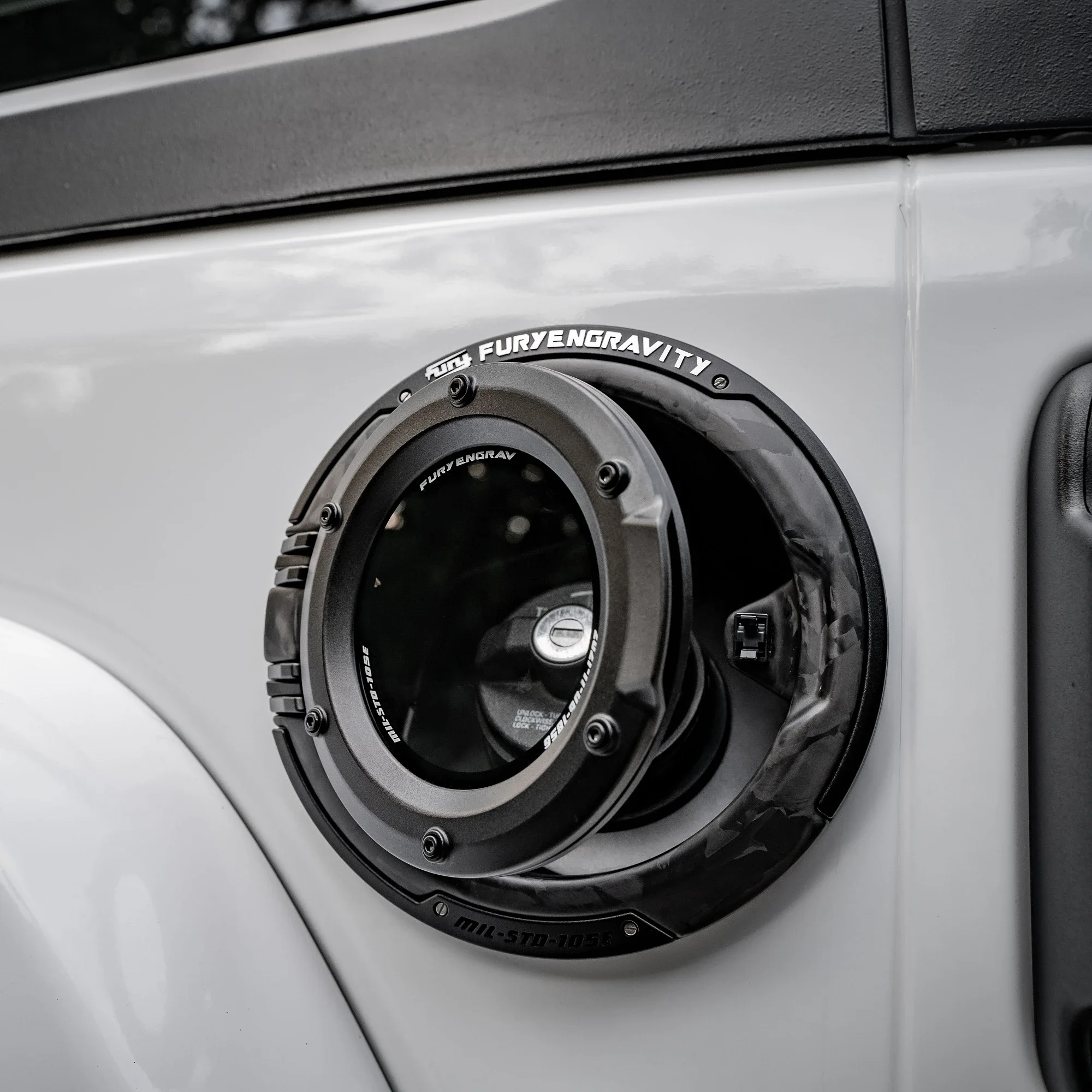 

TLF Fury 2018+ Аксессуары Запчасти Алюминиевая крышка топливного бака для Wrangler JL