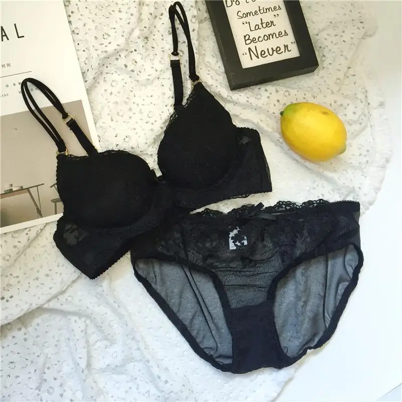 새로운 여름 스타일 달콤하고 섹시한 단색 다목적 슬림 레이스 소녀 수집 브래지어 속옷 기질 세트