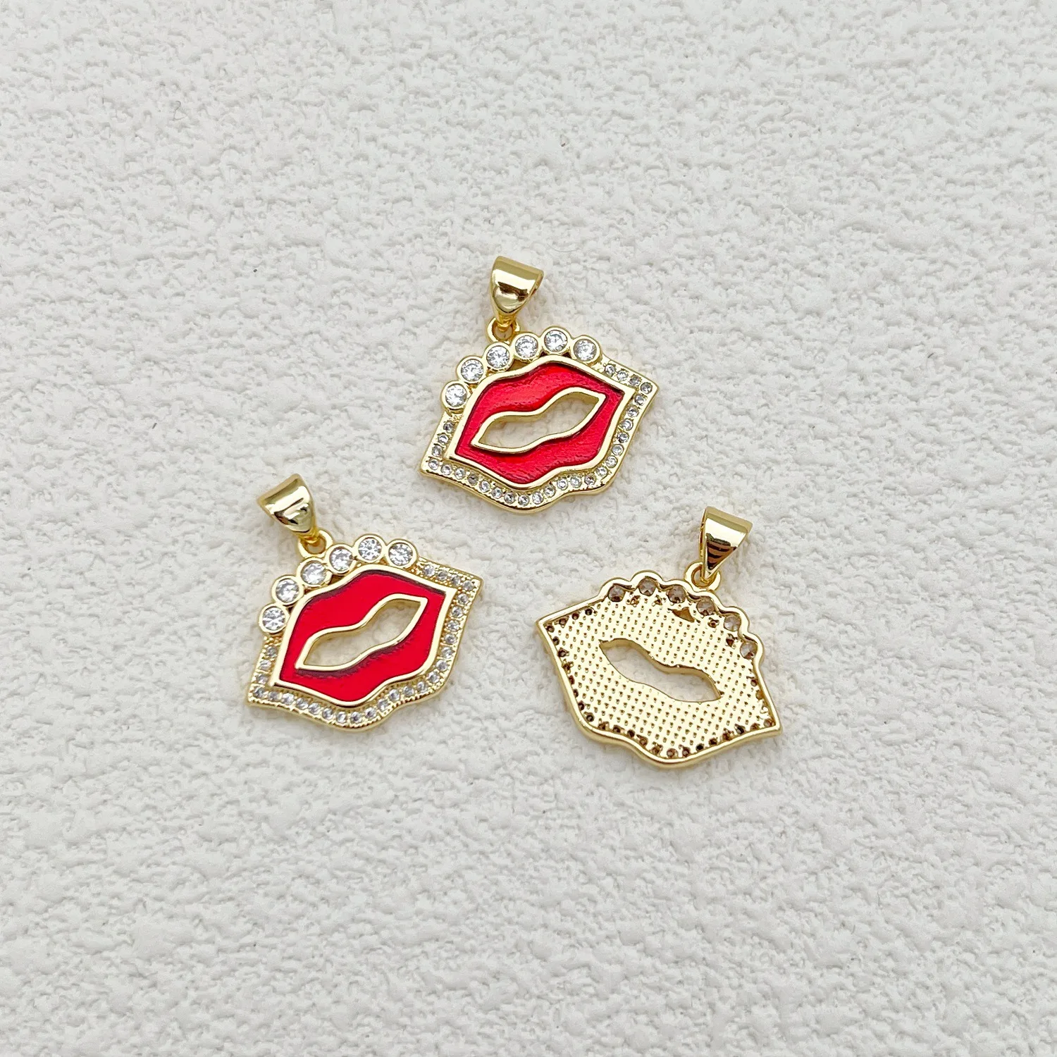 5pcs Love Heart Peach Heart Pendant Necklace for Women Copper Gold Plated Brazilian Lover Gift Clavicle Chain Pendant Wholesale