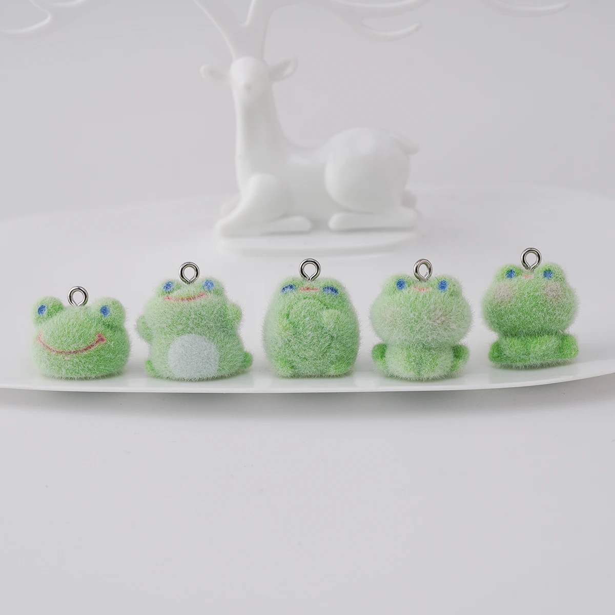 30pcs New Cute Plush Little frogs Charms Flocked resin animals Pendant for  Bag keychain DIY crafts Jewelry make fittings