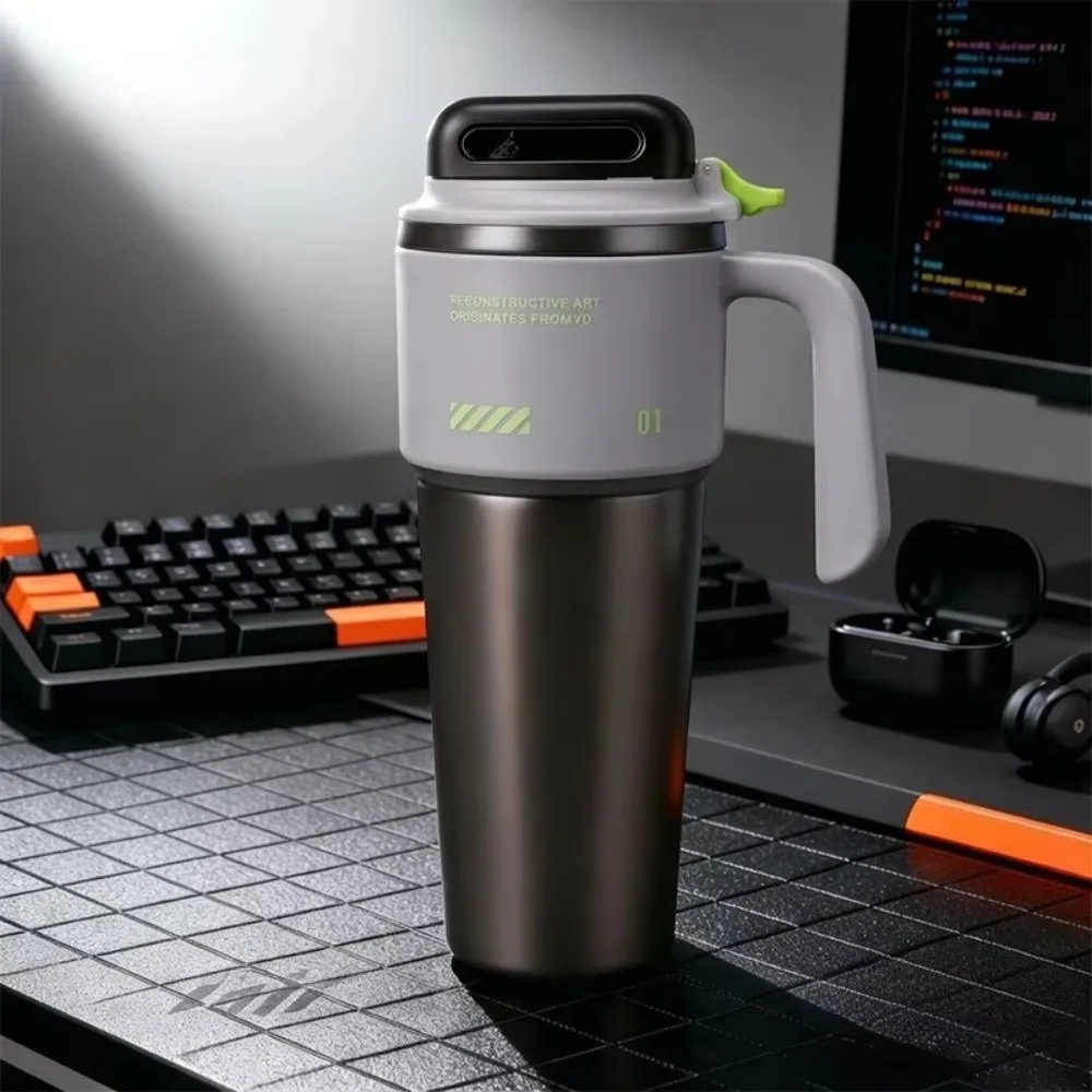 304 Stainless Steel Sports Insulated Bottle One-Click Open Lid Large Capacity Insulated Water Bottle Car-Mounted Ice Maker
