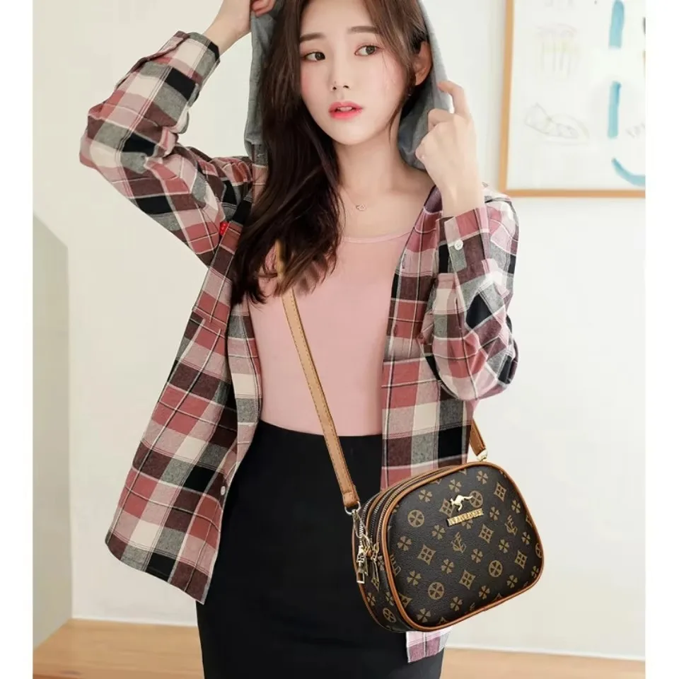 Vintage Print PU Leather Crossbody Bag with Three-Layer Pockets Retro Style Shoulder Bag for Women Classic Trendy Circular Bag