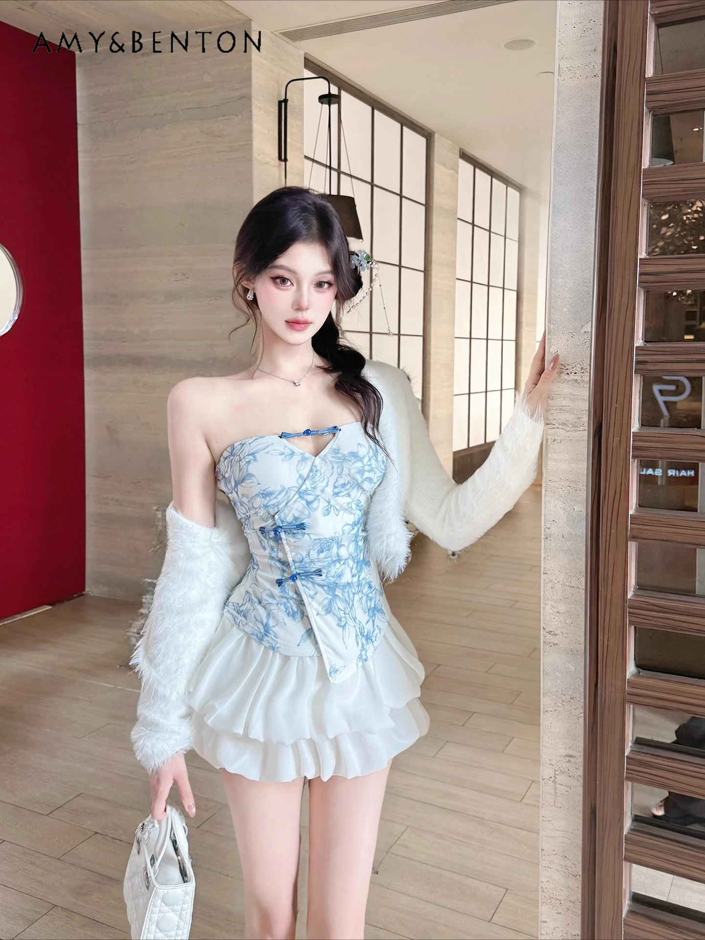 

Summer Hot Sale New Chinese Style Printed Button Design Slimming Women's Tube Top Short White Skirt Black Cardigan