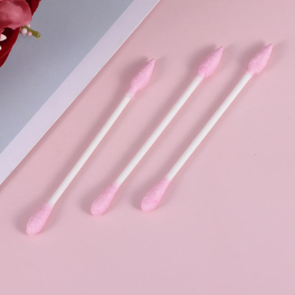 300 Pcs Cotton Swab Ear Sticks Hisopos Rod Eyelash Extension Toothpick Reusable Stem for Makeup Thin Buds Swabs Plugs