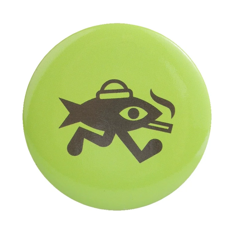 Weird Running Fish Smoking Badge Tinplate Soft Button Pins Funny Fish With Hat And Cigarette Badge Bag Lapel Badge Jewelry Gifts