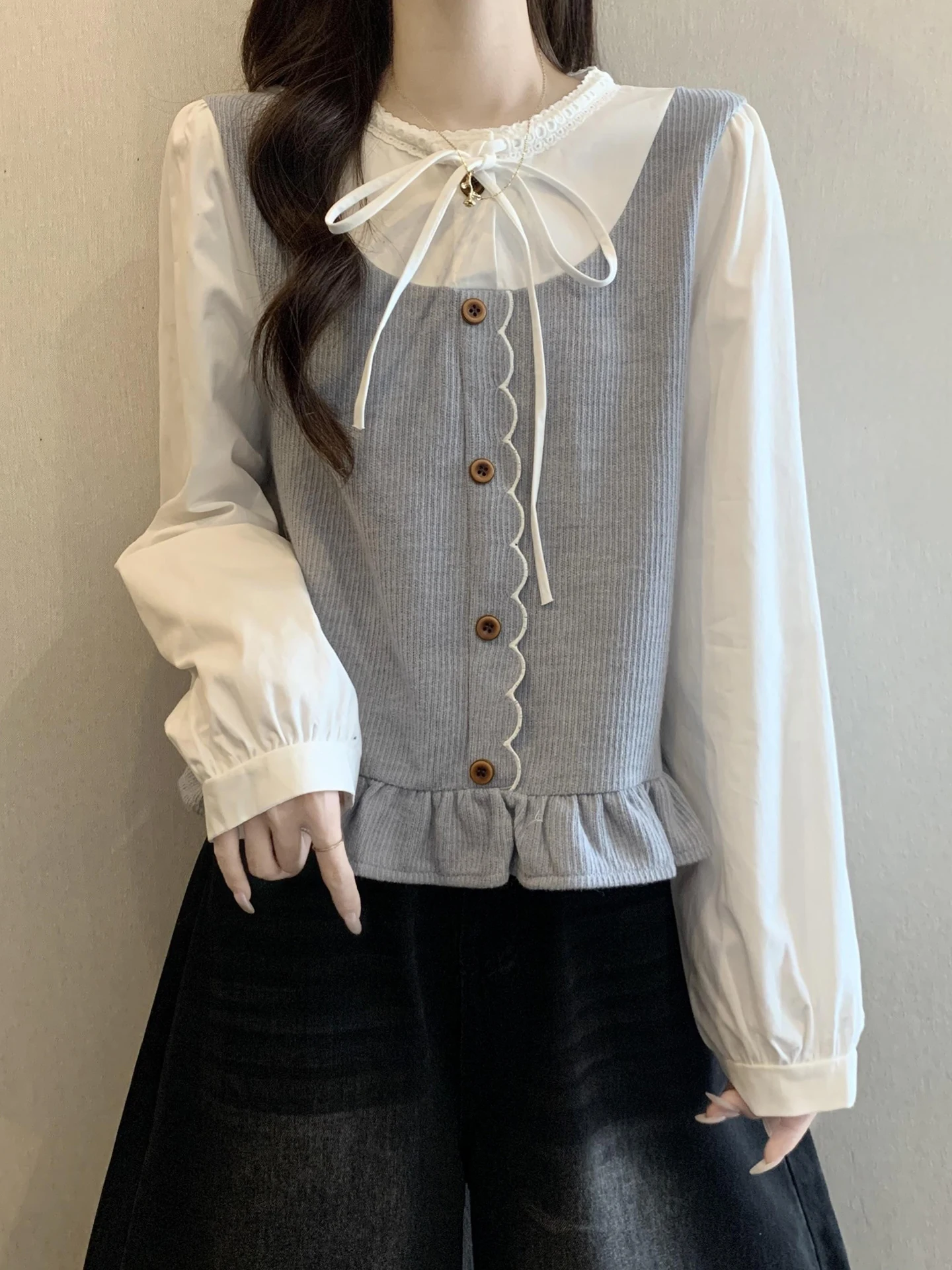 

Весна 2026: Женская блузка с длинным рукавом, уникальный дизайн, большие размеры, цветочный принт, корейский стиль, для офиса, дышащая, приятная к телу.