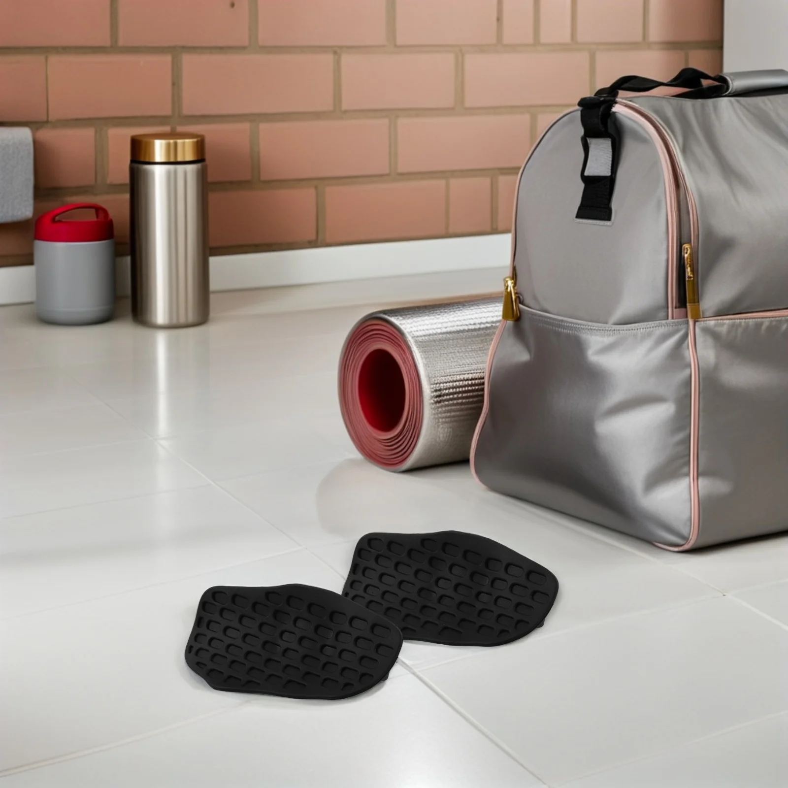 

2Pcs Anti-Slip Silicone Gym Grips Pads Ergonomic Palm Protectors for Weightlifting Dumbbells Pull-Ups Men Women Workout Hand