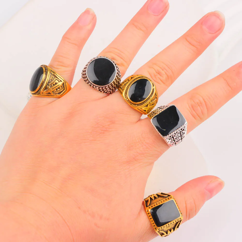 10Pcs/Lot Vintage Retro Punk Black Square Rings For Men Women Ancient Unique Skull Skeleton Party Jewelry Party Gifts Mix Styles