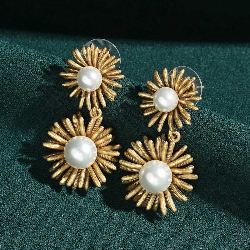 Boucles d'oreilles pendantes v - Vintage Fashion Jewelry Brands avis et prix