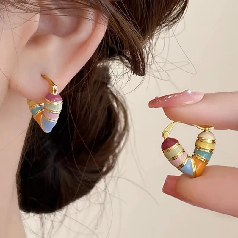 Bunte Herz-Tropfen-Ohrringe für Frauen, exquisite süße rosa Creolen, einfache süße romantische Tropfen-Glasur, vielseitiger Schmuck, Geschenk