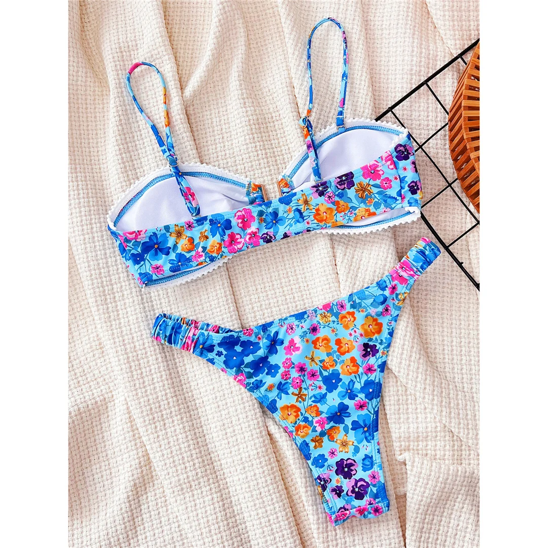 Sexy U-Ausschnitt, mit Blumenmuster bedruckter, geraffter Bikini, Damen-Badeanzug, zweiteiliges Bikini-Set, Badebekleidung, Badeanzug, Modell V5741. – Detail 10