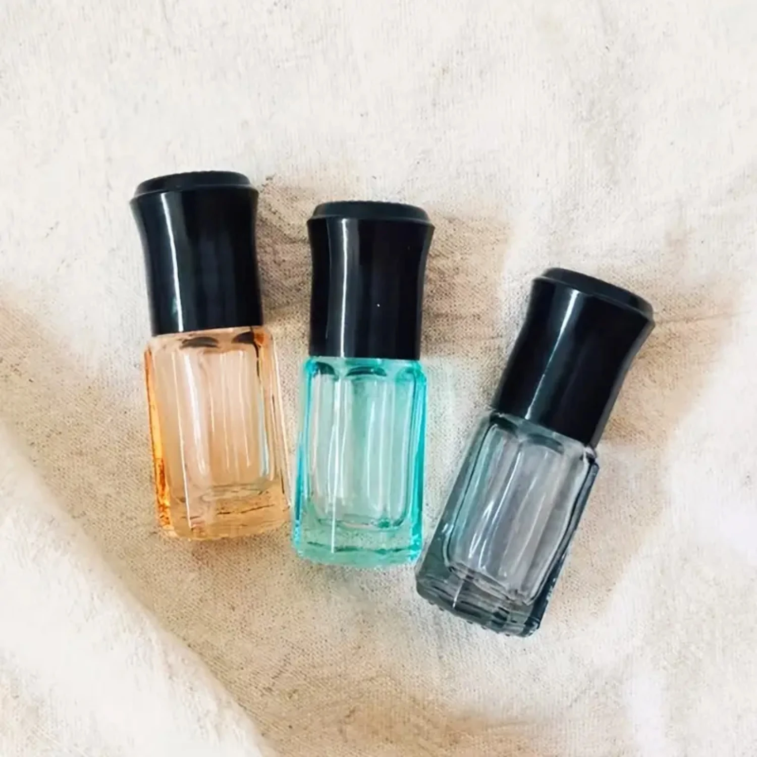 3 stuks draagbare glazen rolflessen voor cosmetische reisopslag