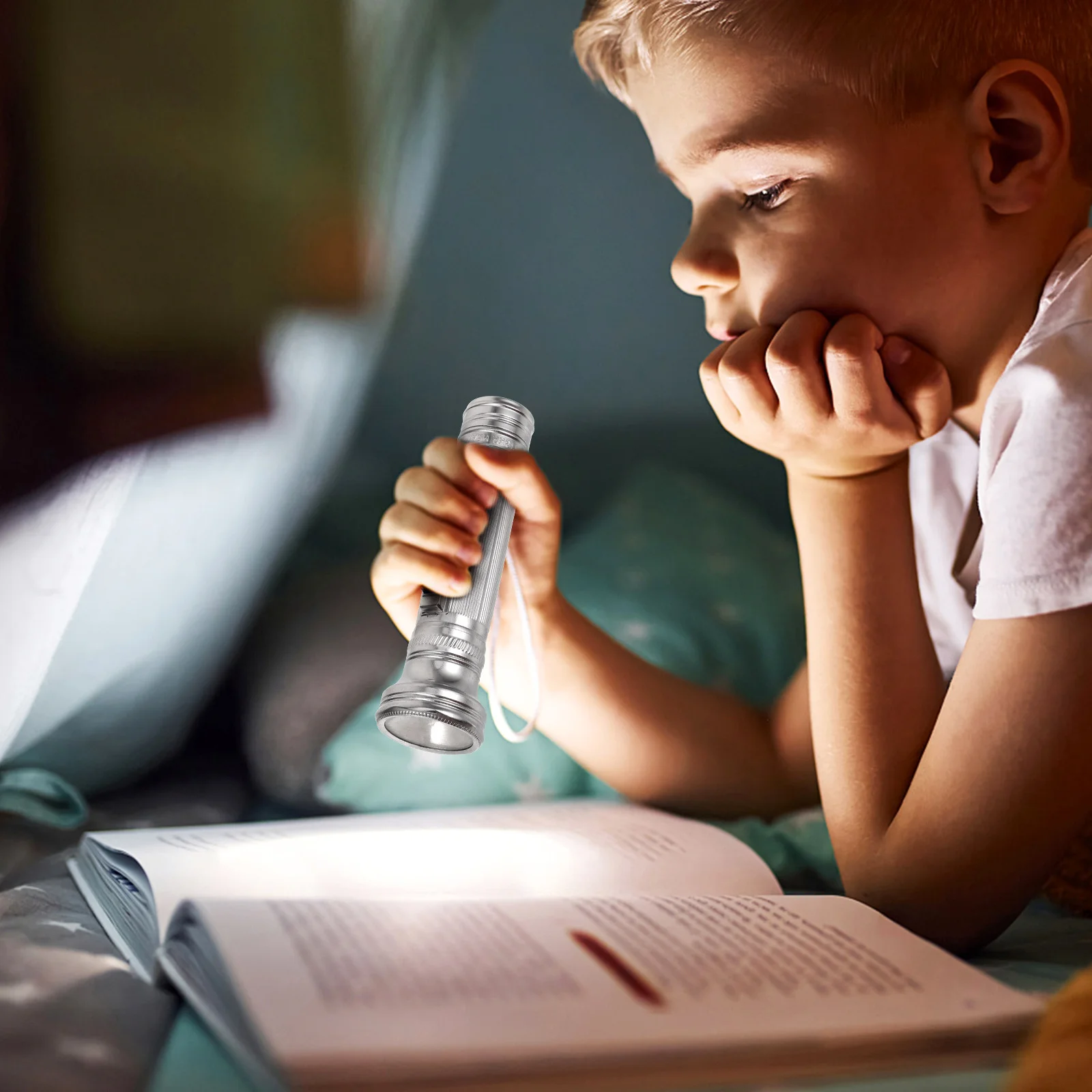 

Portable Metal Flashlight Vintage Style Bright Illumination Replaceable Compact Lightweight for Outdoor Adventures