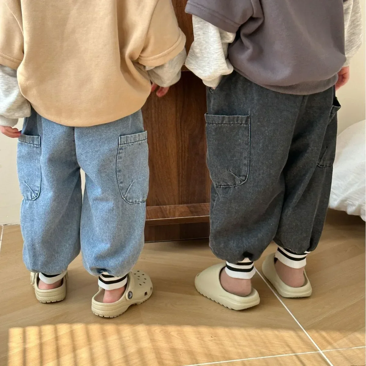 Spring Autumn thread leg opening side pocket jeans for Children soft loose cotton denim pants