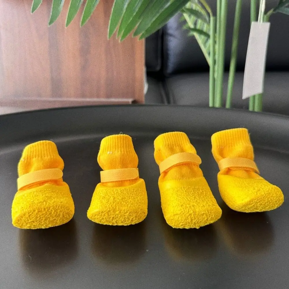 4-teiliges Set Tragbare Rutschfeste Hundeschuhe Wasserdichte Verstellbare Pfotenabdeckung Atmungsaktive Schmutzabweisende Haustierstiefel Herbst Winter – Detail 2