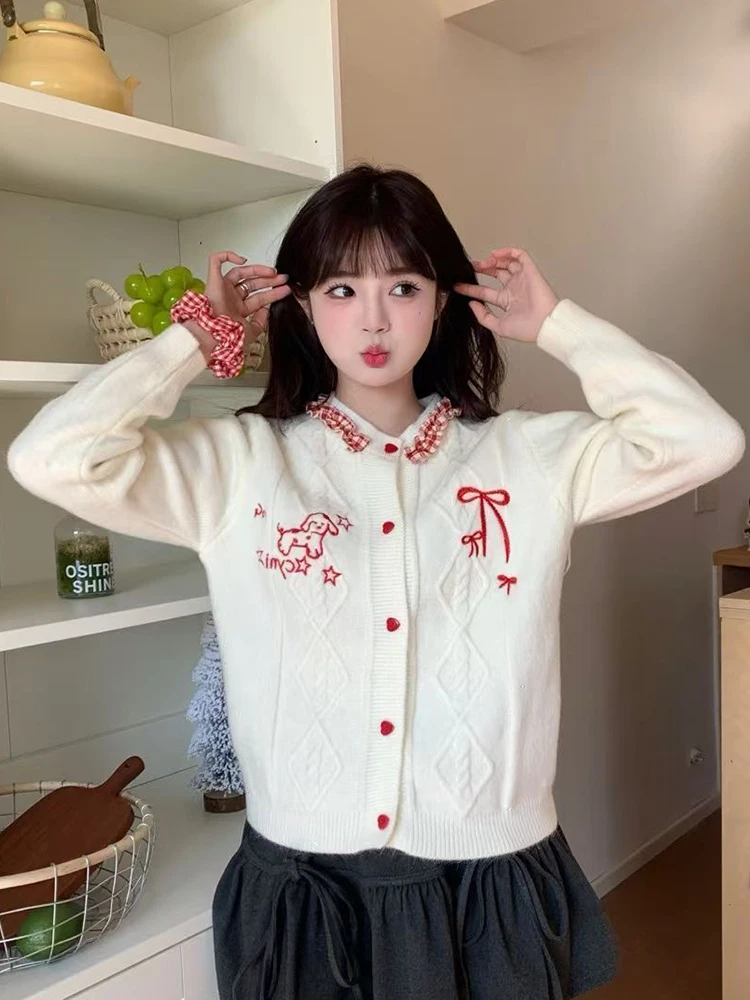 

Милый вязаный кардиган с вышивкой, женский осенний бант с мультяшным принтом, свободные повседневные свитера в клетку, лоскутное модное милое пальто на пуговицах
