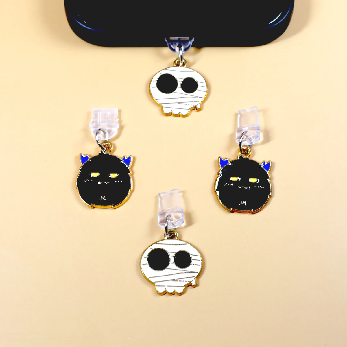 Halloween Decoration Phone Dustproof Plug Little Devil Skull Ghost for iPhone/Type-C/or Samsung Phone Accessories Male and Femal