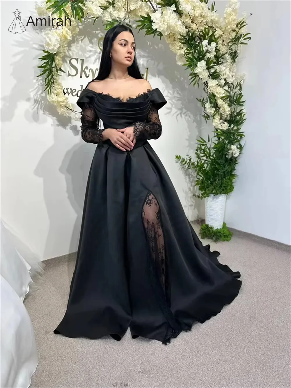 Amirah فساتين سهرة فاخرة من الساتان الأسود 2025 مصنوعة حسب الطلب فساتين لحضور الحفلات الموسيقية الأنيقة للمناسبات الخاصة خط فستاين سهرة/فساتين الحفلات