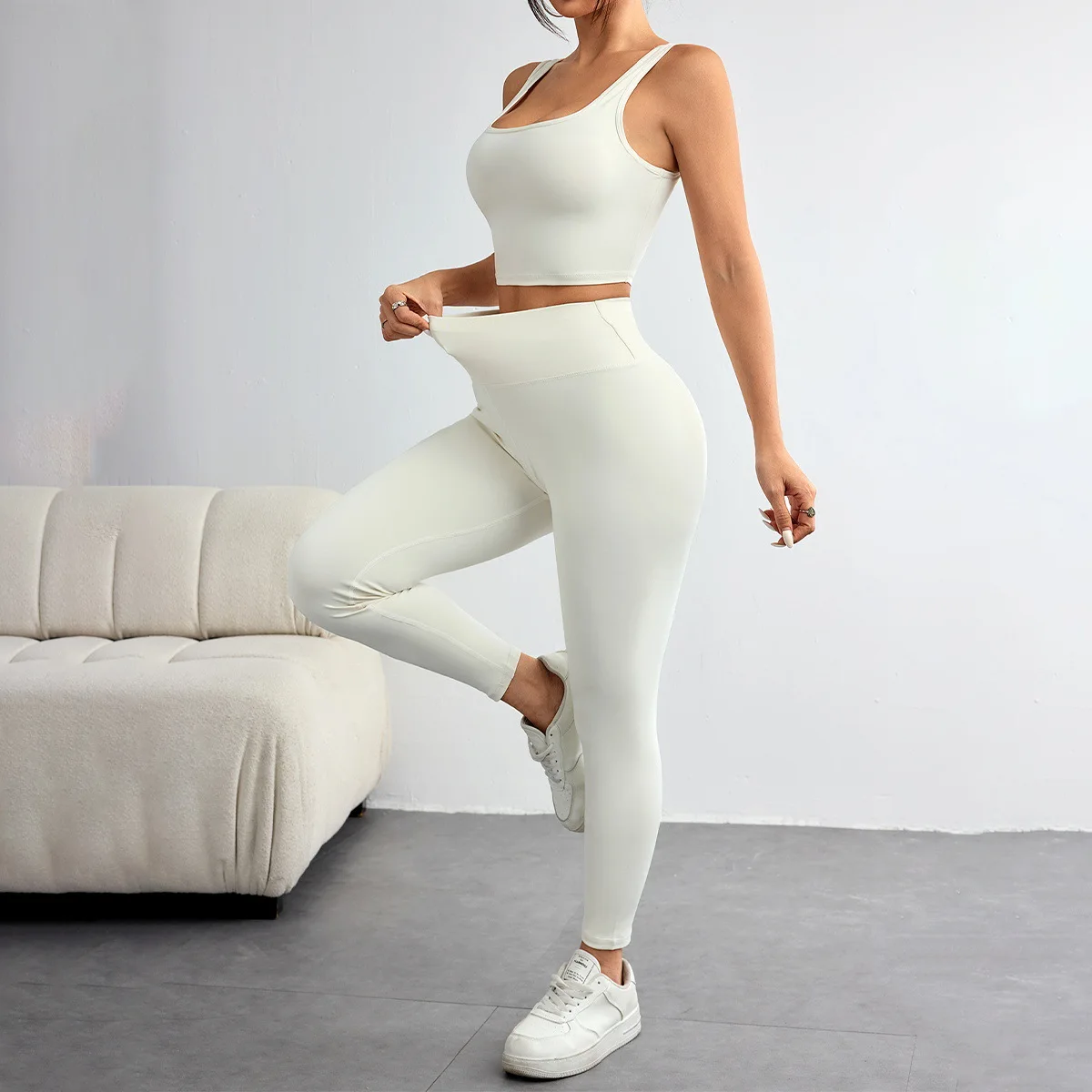 New Autumn and Winter Solid Color Stretch Yoga Suit with Fleece-Lined Half-Zip Hoodie Set Three-Piece Sports Fitness Set