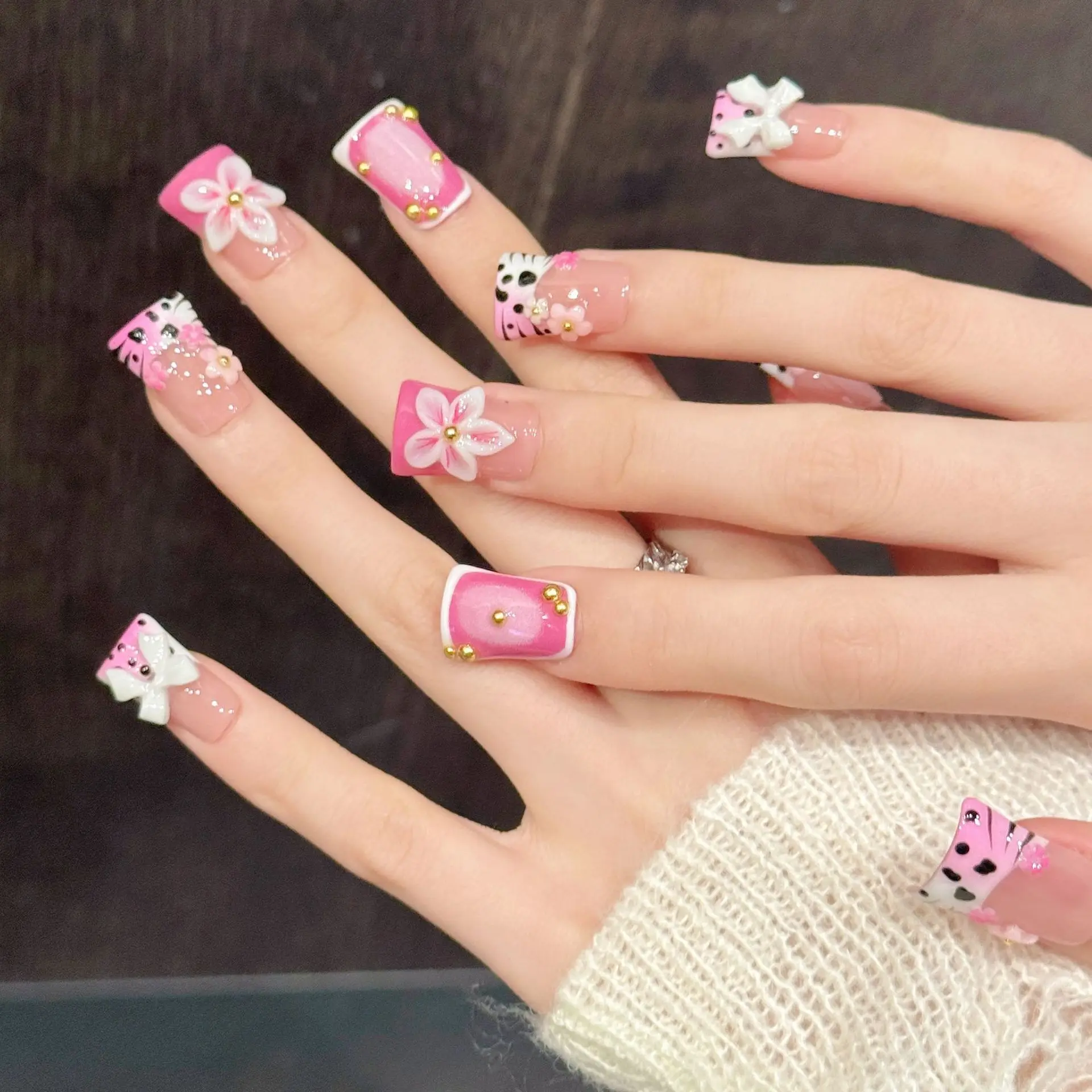 

10pcs/set French Duckbill Shaped Handmade Press on Nails Leopard Print Fake Nails 3D Flower Bow False Nails 네일팁 Накладные Ногти
