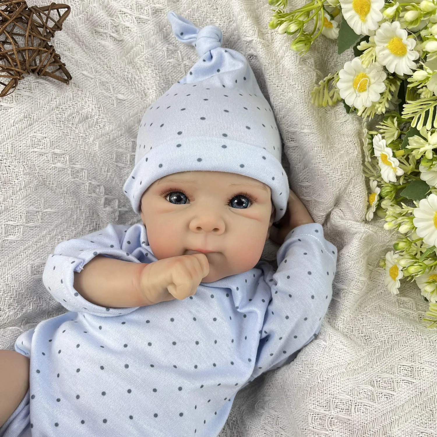 

BZDOLL 45 CM 18 inch Reborn Baby Doll Toy Lifelike Real Look 3D Skin Doll with Blood Vessel For Kids Handmade Birthday Gift