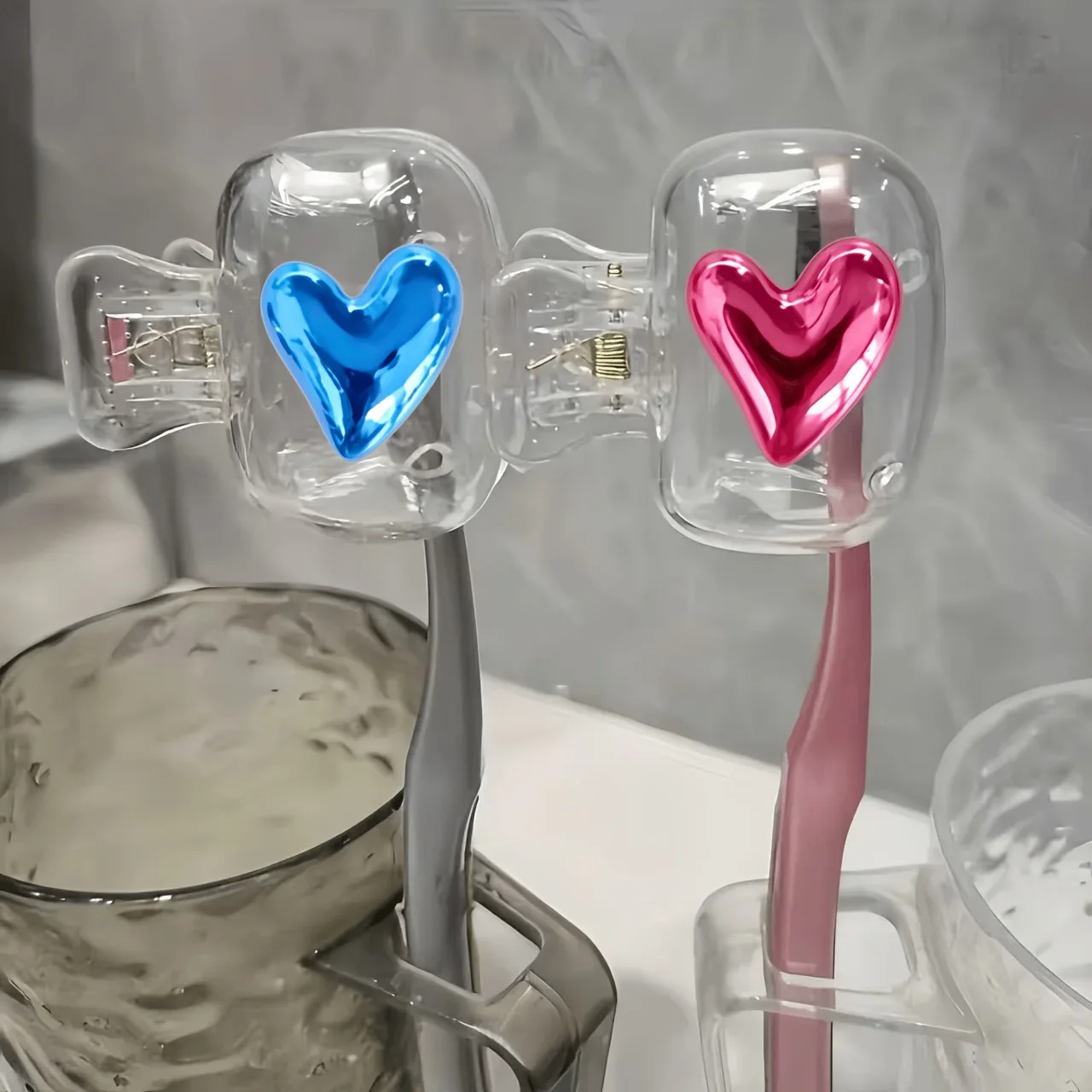 2pcs Heart Portable Toothbrush Cover  Holder Compact Storage Box for the Oral Care Bathroom Accessory for Daily Use and Travel