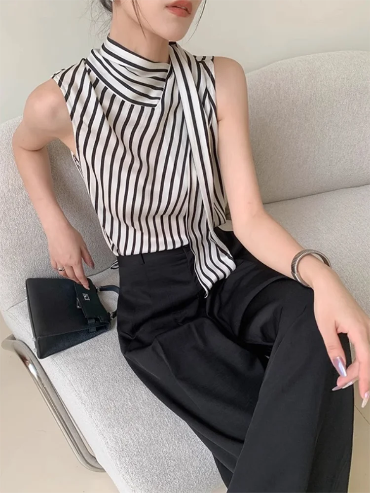 قميص بدون أكمام مخطط فرنسي أنيق للنساء صيفي بتصميم جديد وياقة متدفقة وقميص نحيف للسيدات في المكتب