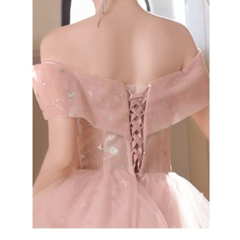 2026 New One Shoulder Pink Embroidered Mesh Evening Dress Fashion High End Light Luxury Host Annual Meeting Art Exam Dress