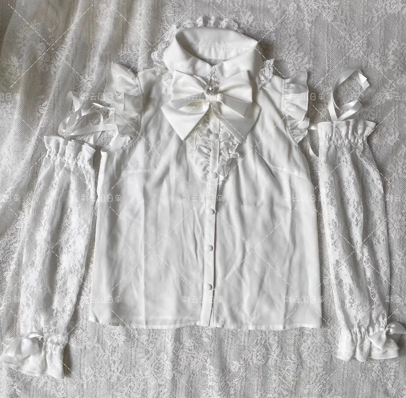 Japanese SC New Lolita Blouse Mass-produced Short-sleeved Bow Fly-sleeved Lace Sleeves Shirt Black Top Single-breasted Blusas