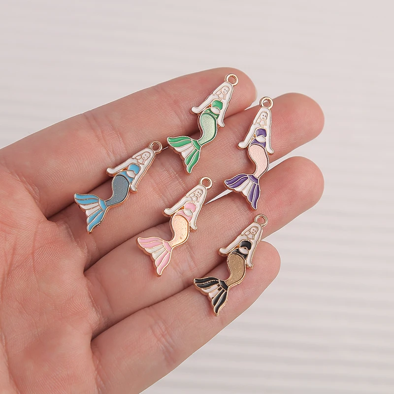 10 sztuk 12x32mm śliczne życie morskie Charms emalia syrenka Charms wisiorki do tworzenia biżuterii kolczyki naszyjniki DIY akcesoria rzemieślnicze — zdjęcie 3