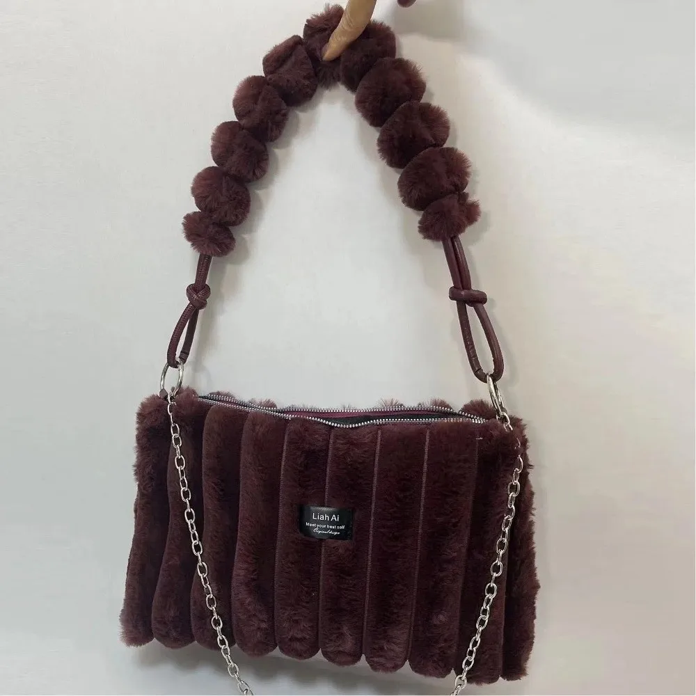 

Modern Euro-America Style Fluffy Handbag Chains Design Zipper Closure Shoulder Bag Luxury Soft Handbag Party