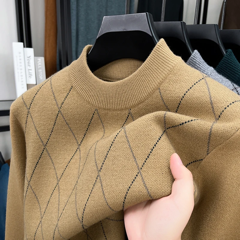 Man Luxury Autumn Winter New Long Sleeves Knitwear Mock Neck Fleece-Lined Thickened Jacquard Tops Korean-Style Leisure Mens Wear