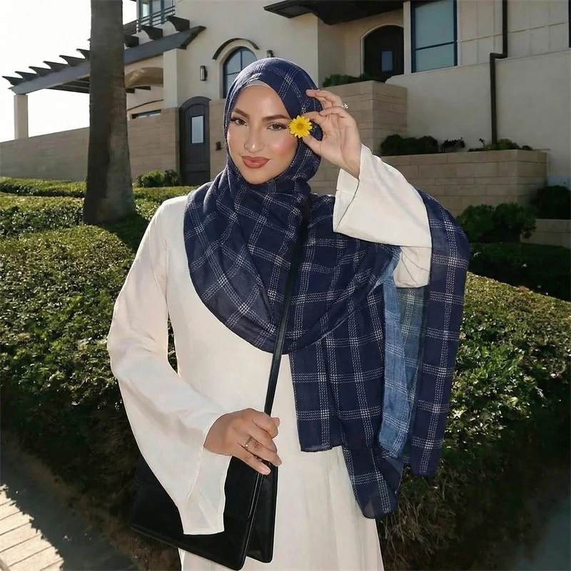 

2026 Women's Watercolor Hijab Scarf Bandana Headband Vintage Luxury Beach 180cm Long Handkerchief Bohemia Muslim Accessories