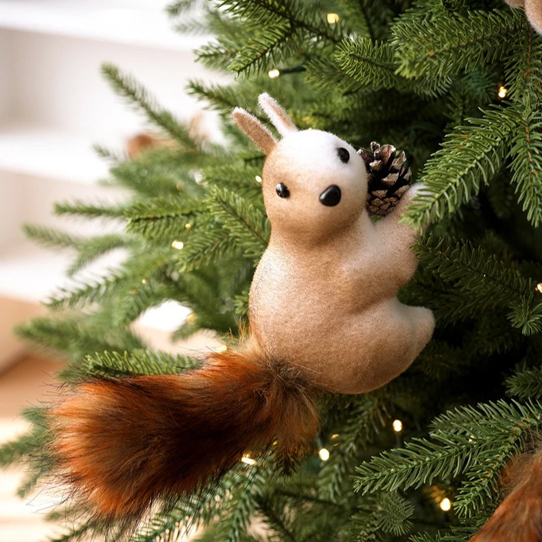 

Christmas Decoration Simulation Squirrel Pendant Christmas Tree Decoration Creative Scene Arrangement