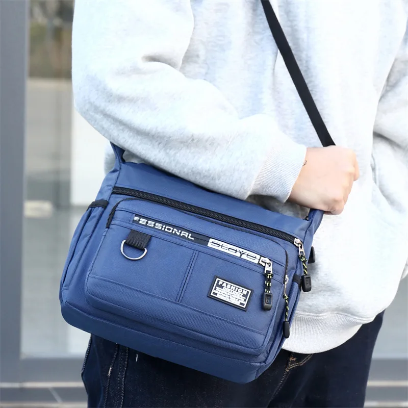 

Large Capaci Ox Cloth Men's oulder Bag Casual Busin Crossbody Bag with Multiple kets Wear Resistant M Model