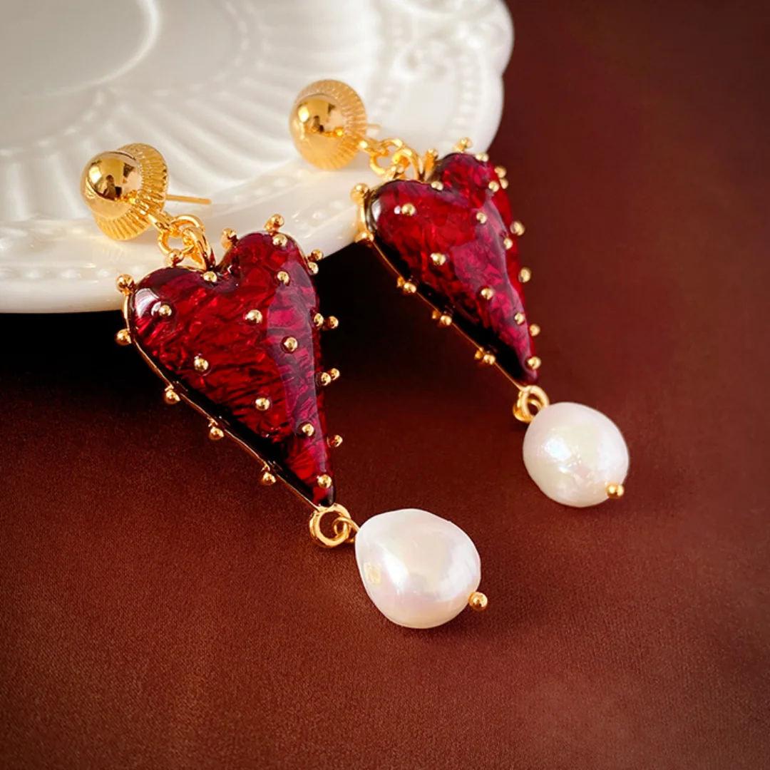 Vintage Sweet Strawberry Heart-shaped Pearl Earrings