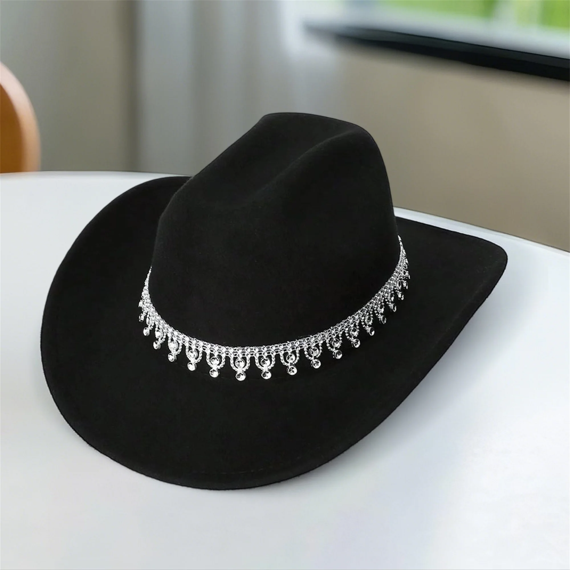 

Fashionable Cowgirl Hat with Wide Brim and Sparkling Rhinestone Belt - Perfect for Daily Wear and Special Occasions