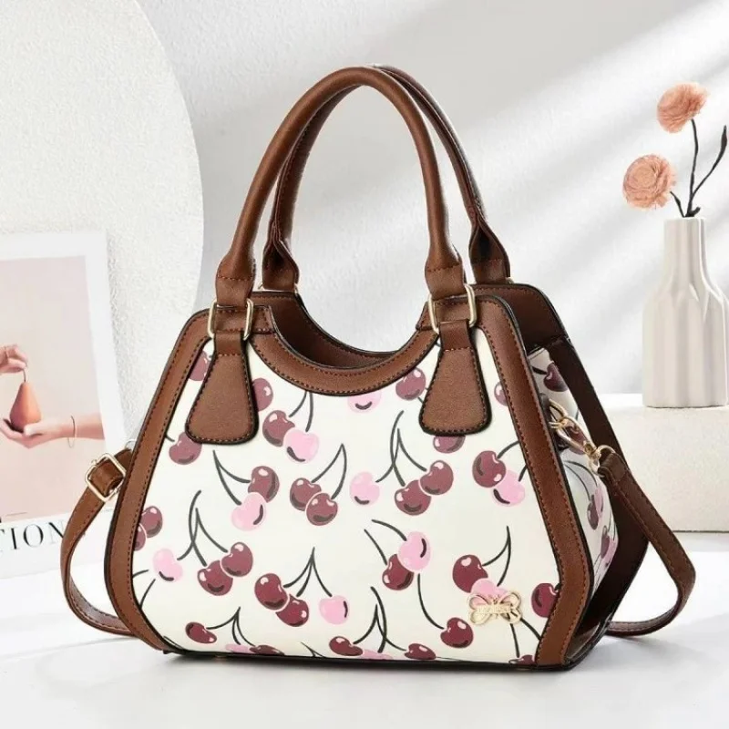 

Spacious Leather Carryall Bag For Ladies With Open Top And Dual Handles For Effortless Casual Style