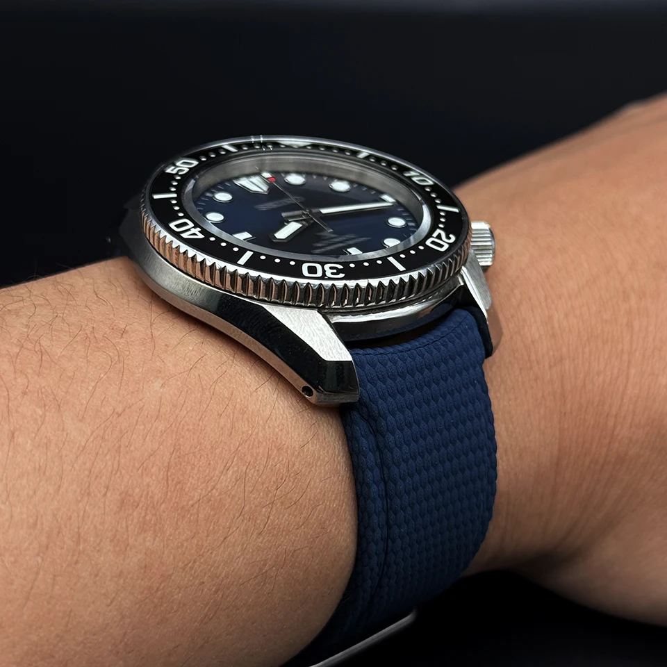 Neues gebogenes FKM-Uhrenarmband 20mm 21mm 22mm, vulkanisiertes Gummi-Uhrenarmband, wasserdicht, mit Schnellverschluss, für Omega Seiko – Detail 1