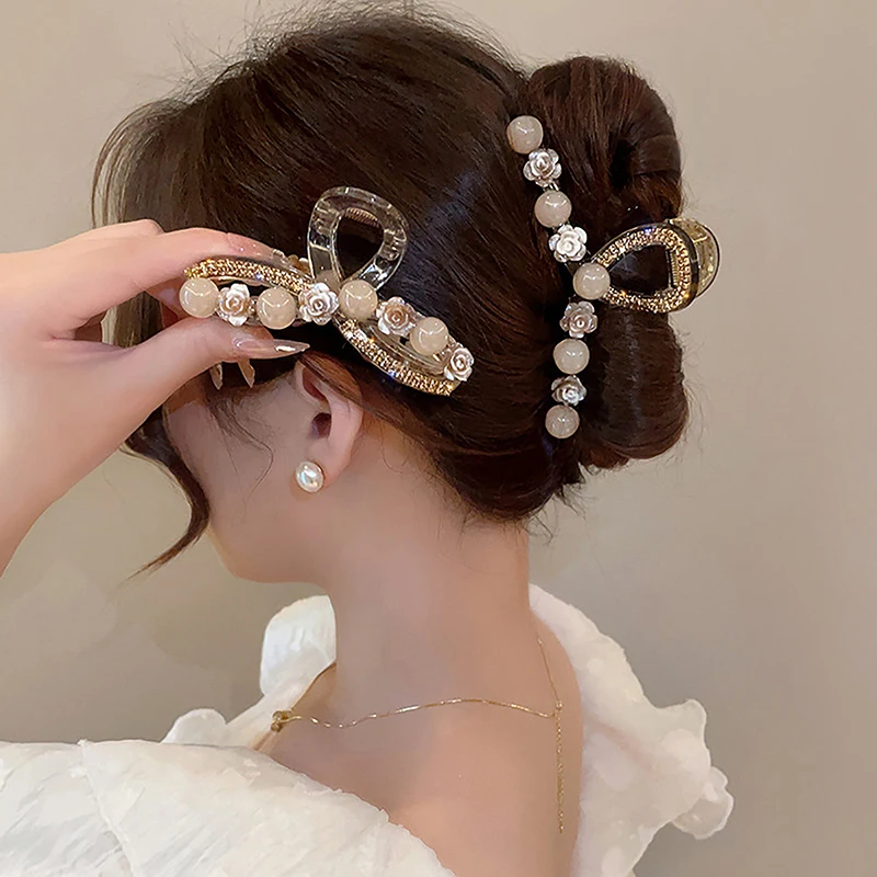 Elegante Strass Bloem Haarclip Retro Haai Clip Licht Luxe Haarklauw Voor Vrouwen Meisjes Prachtige Haaraccessoires Geschenken