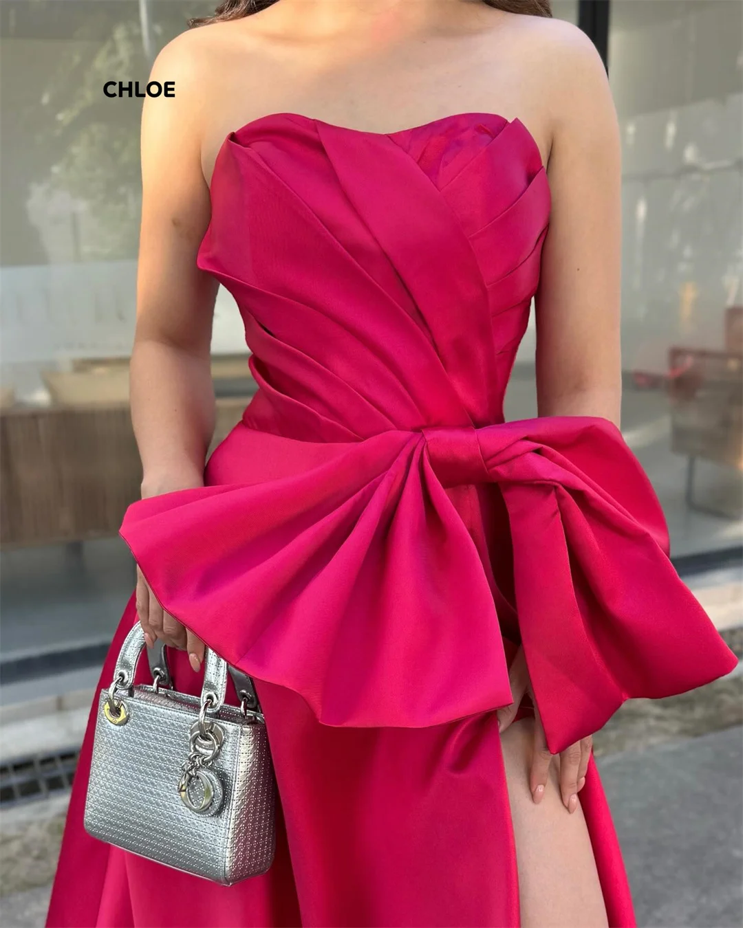 カスタムメイドのオフショルダーイブニングドレス、エレガントな女性用ウェディングパーティードレス、ラグジュアリー2025