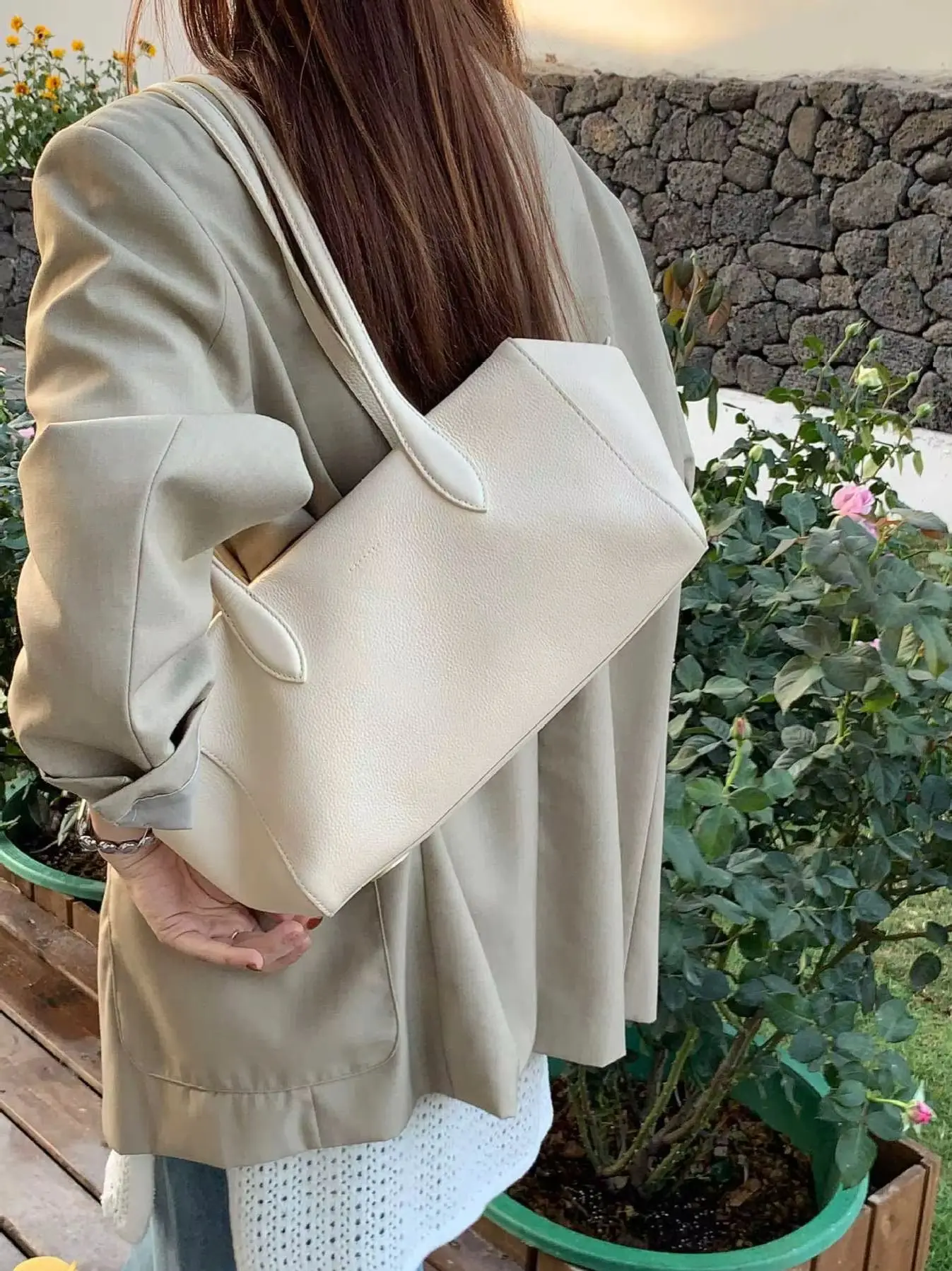 

Genuine Grade Leather Women's Shoulder Bag Luxury Designer Brand Ladies Soft Cowhide Large Tote for Woman Ladies Bowling Bag New