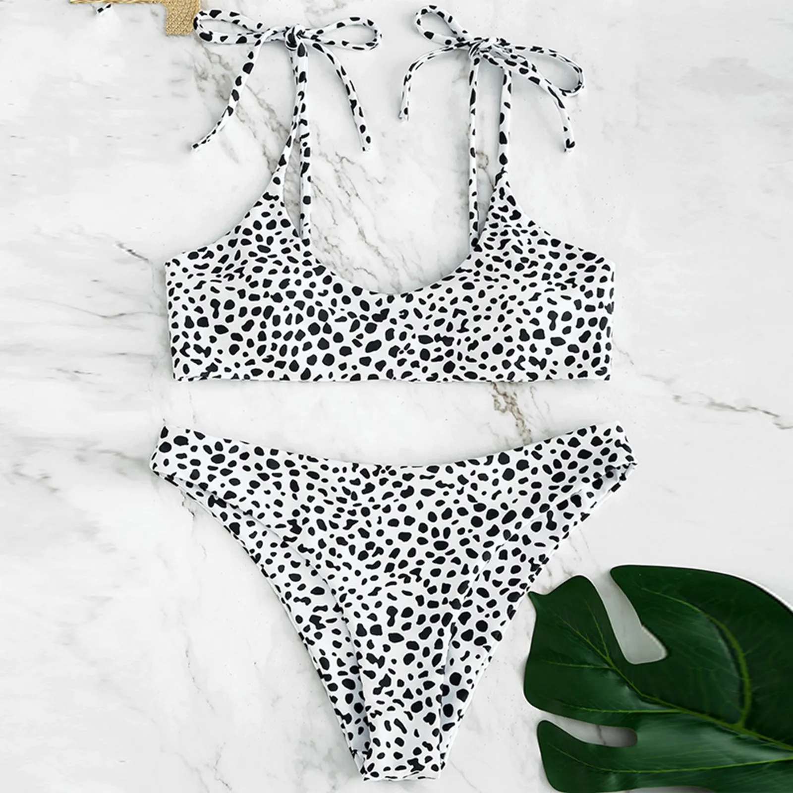 2024 Summer New Women\'s Two Piece Swimsuit Fashion Printed High Waist Beachwear Swimsuit Sexy Strappy Halter Swimsuit Bikini