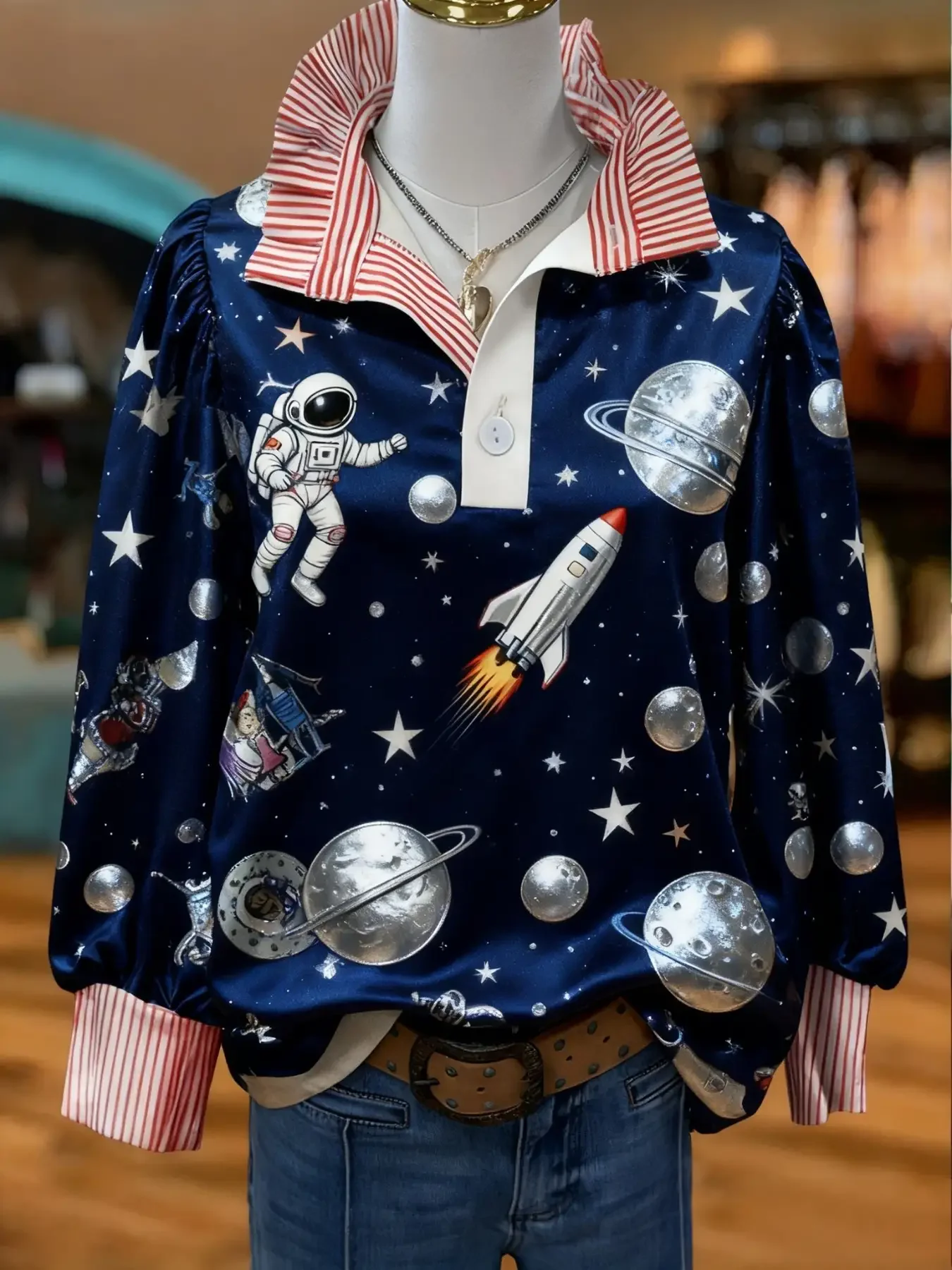 

2026 women's striped shirt with multi-color striped collar and Skin friendly and delicate spring and autumn base shirt